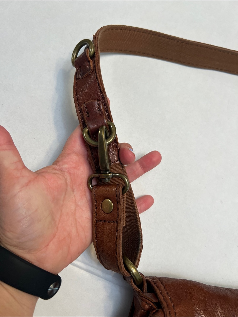 VINTAGE LUCKY BRAND ABBEY ROAD BROWN LAMB LEATHER FOLD-OVER CROSSBODY BAG - Picture 7 of 16
